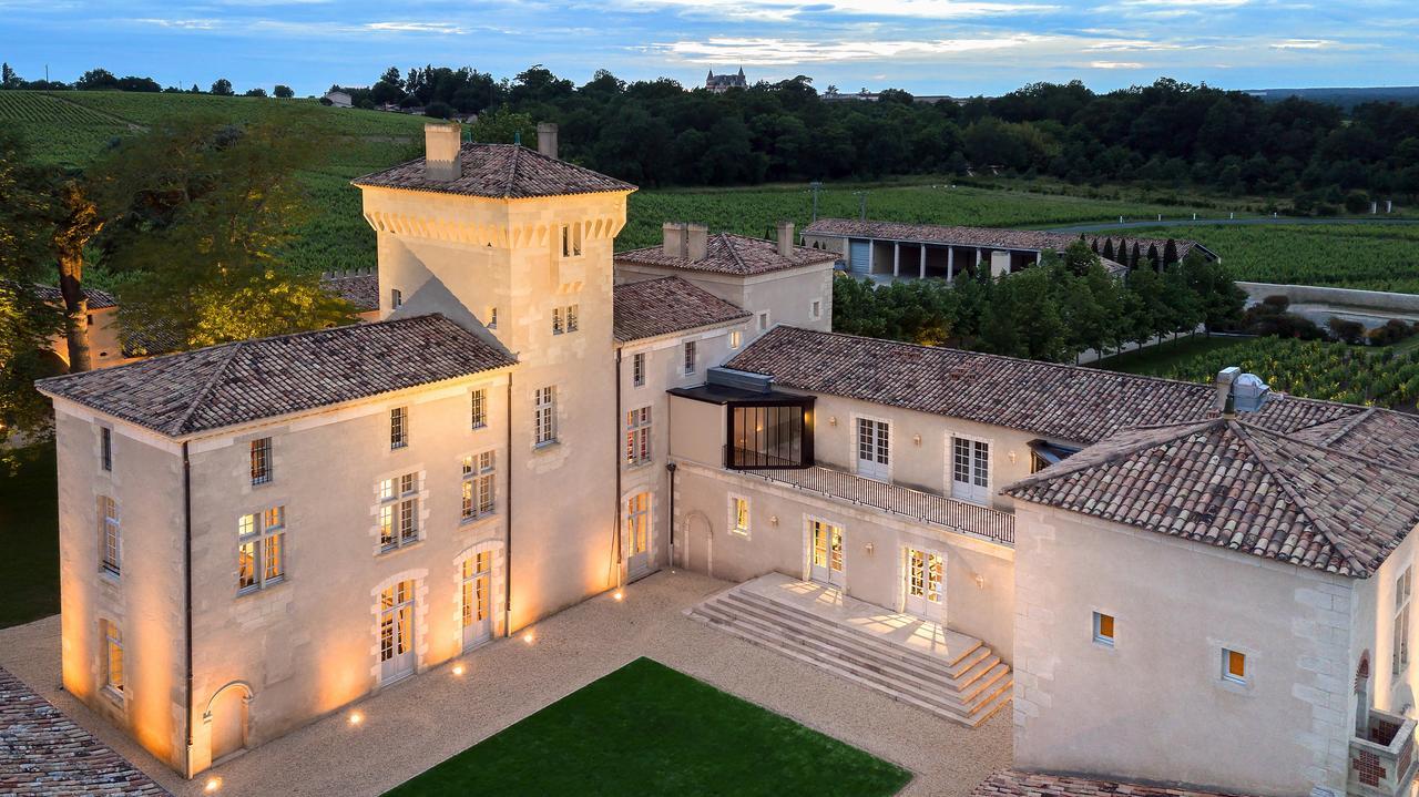 Chateau Lafaurie-Peyraguey Hotel & Restaurant Lalique Bommes Екстериор снимка