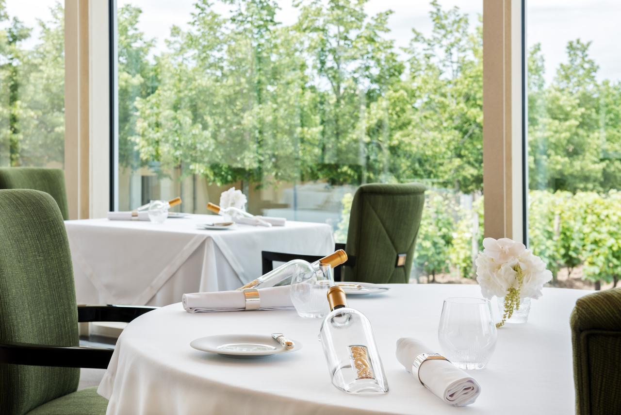 Chateau Lafaurie-Peyraguey Hotel & Restaurant Lalique Bommes Екстериор снимка
